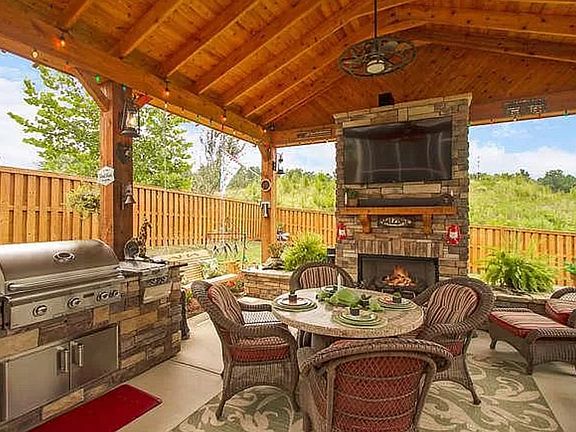 5th image of this home