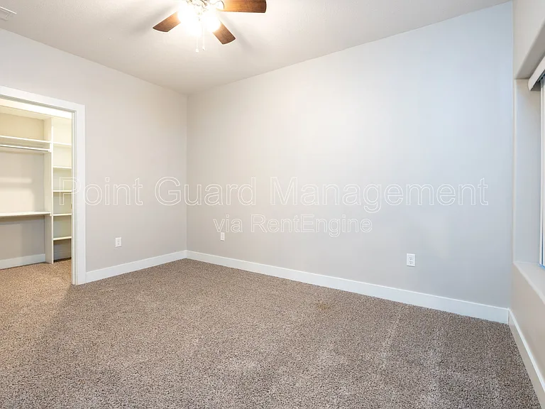 331 N 127th St E #305 — Photo 37