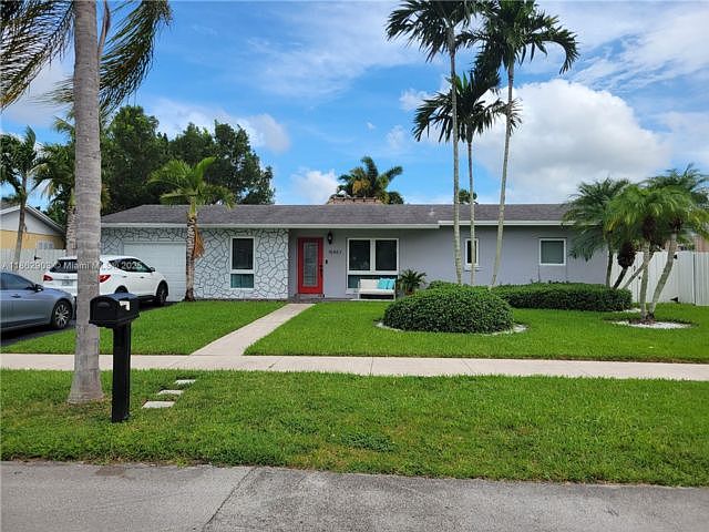 1st image of 18483 SW 89th Pl