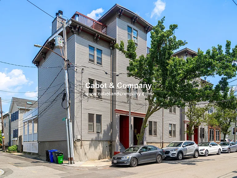 186 W 7th St #A — Photo 22