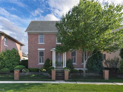 32041 Kossuth Dr, Avon Lake, OH, 44012