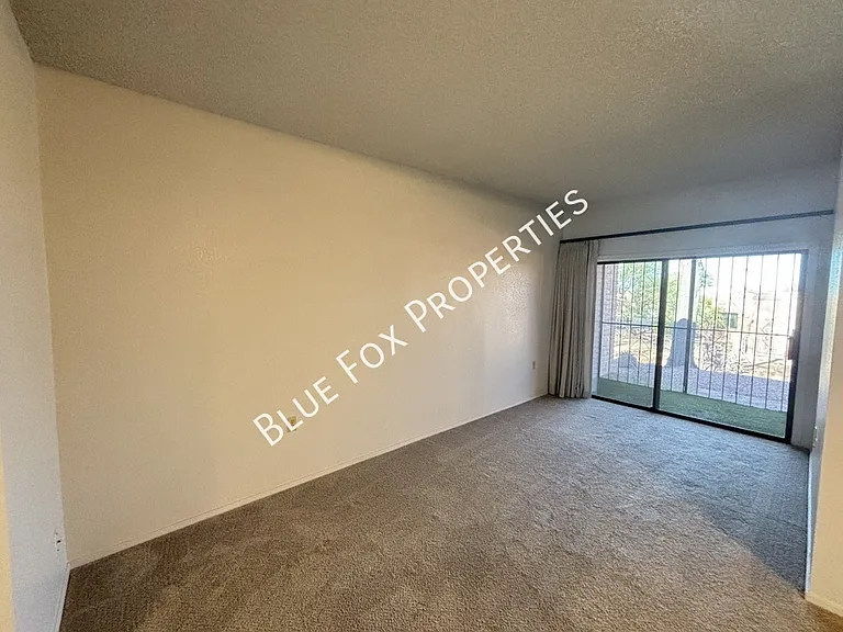 1721 W Dalehaven Cir — Photo 2
