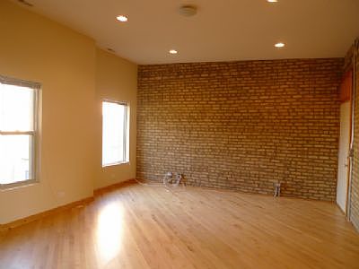 2nd image of 1621 W Columbia Ave APT 3