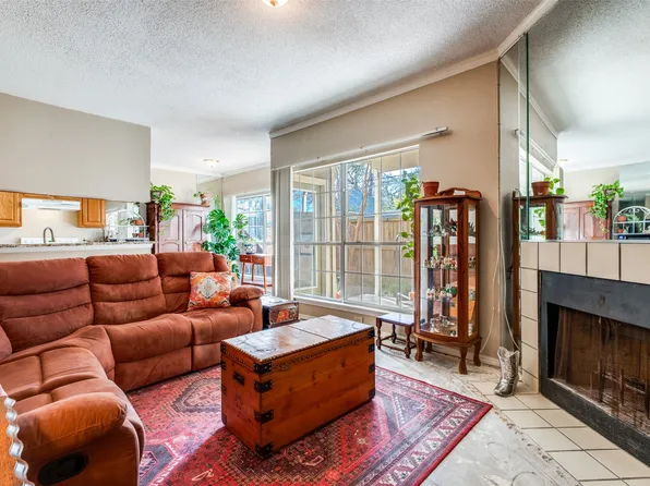 7151 Gaston Ave APT 414, Dallas, TX 75214