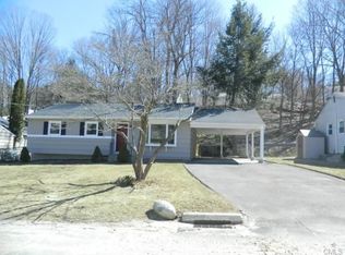 9 Brookwood Dr, Bethel, CT 06801