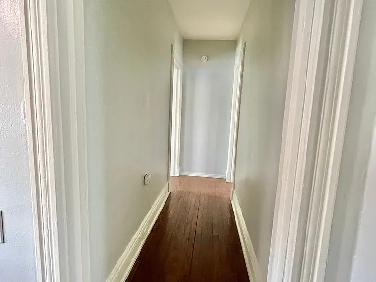 518 Washtenaw Ave — Photo 21