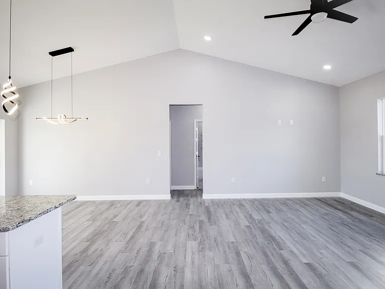 4625 Cortez Blvd — Photo 15
