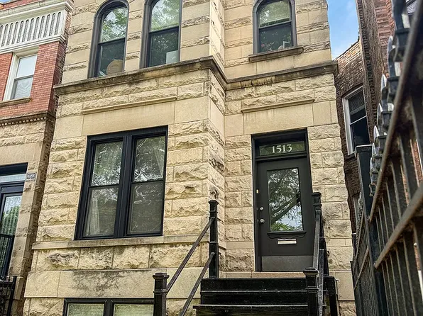 1513 W Addison St #Basement, Chicago, IL 60613