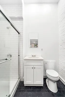 Rented by Compass | media 10