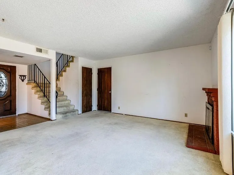 5322 Carryback Ave — Photo 3