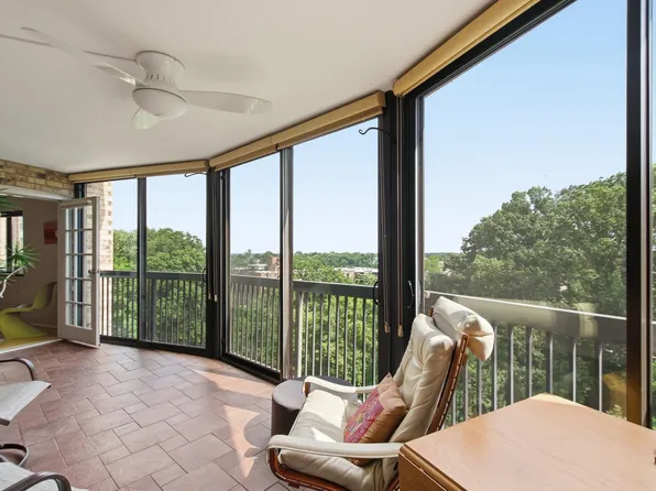 5902 Mount Eagle Dr APT 714, Alexandria, VA 22303
