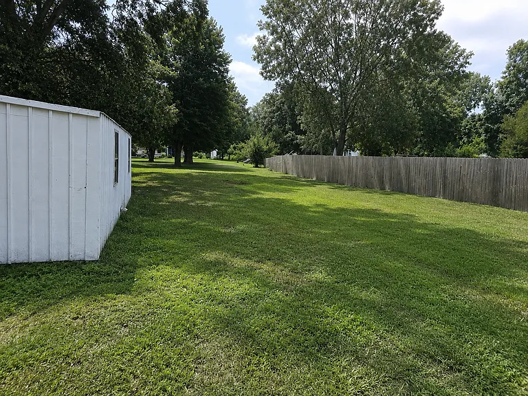 1006 Briarfield Rd — Photo 7