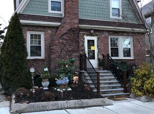 42 Paine St, Winthrop, MA 02152