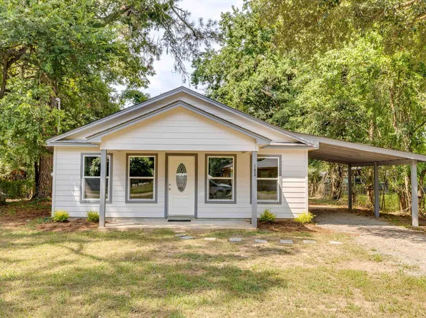 102 Rogers Ave, Sterlington, LA 71280