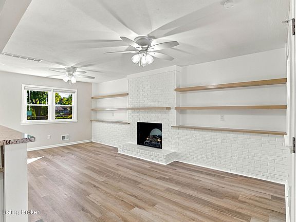 5th image of 4804 Andrea Way