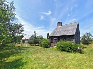 16 Elias Ln, West Tisbury, MA 02575