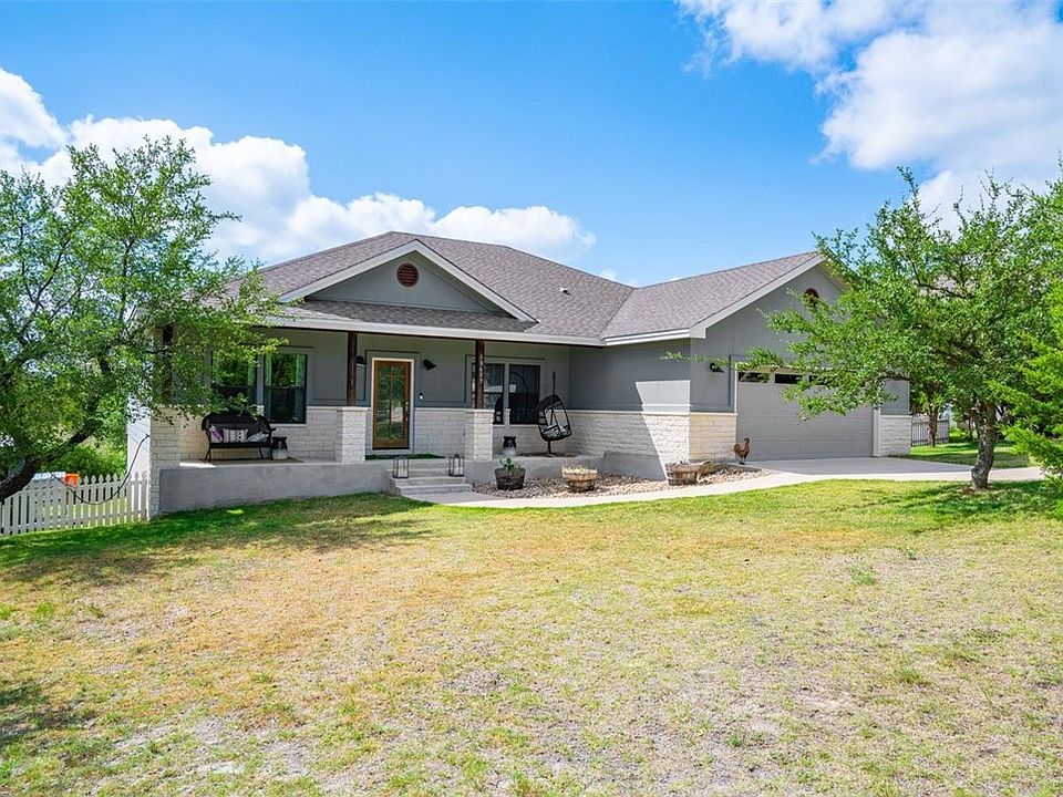1st image of 10609 Creekwood Cir