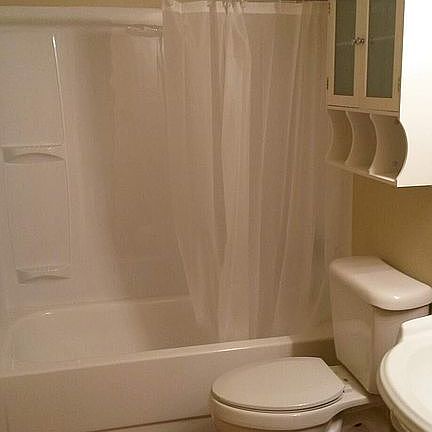5th image of 814 E Saint Thomas Moore Way