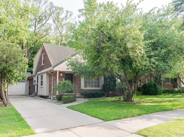 15849 Andover Dr, Dearborn, MI 48120