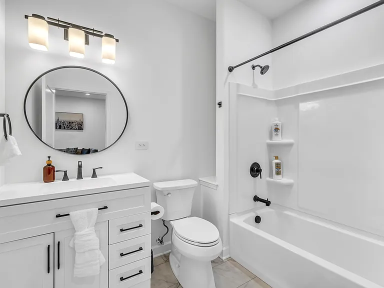 535 Ashland Ave — Photo 46
