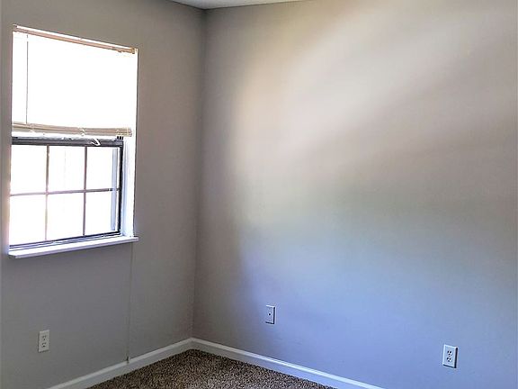 5th image of 1544 Diuguid Dr APT I
