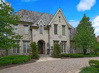 29 Concord Dr, Oak Brook, IL 60523