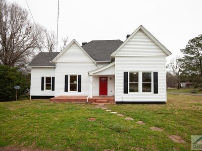 1936 Broad St, Statham, GA, 30666