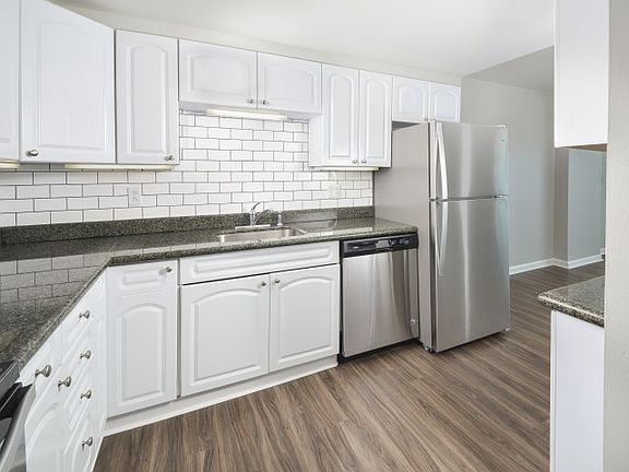 Newly Renovated Apartments!