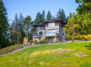 8597 Southridge Pl, Anacortes, WA 98221