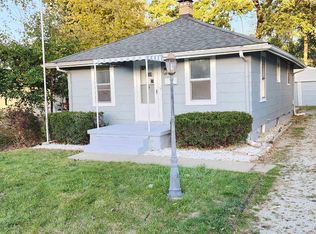 2608 S Pasfield St, Springfield, IL 62704