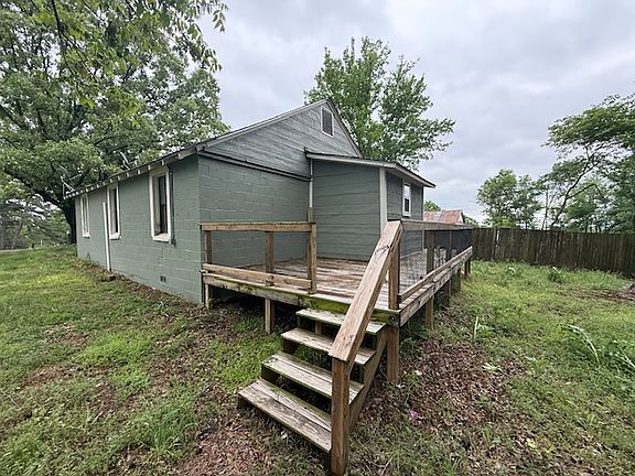 2nd image of 434 Stallings St