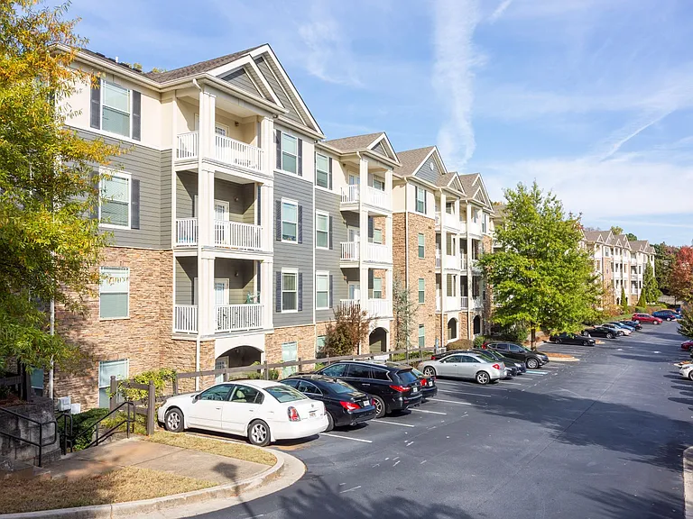 Seven Springs Apartments — Photo 7