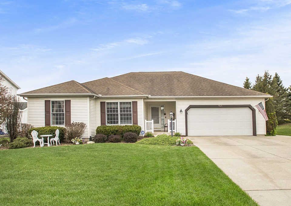 1st image of 525 Shepherds Cove Dr