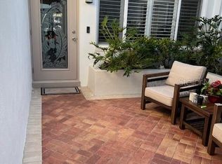 16103 4th St E, Redington Beach, FL 33708