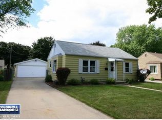 909 N Buchanan St, Green Bay, WI 54303
