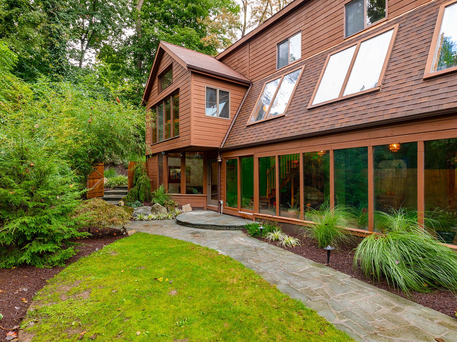 9 Susan Ln, Poughkeepsie, NY 12603 Zillow