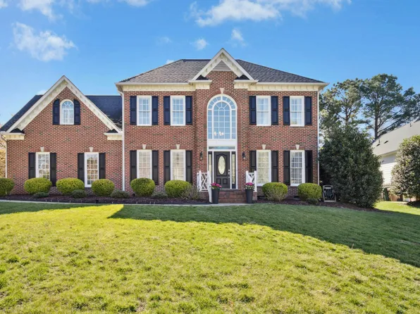 101 Silk Leaf Ct, Cary, NC 27518