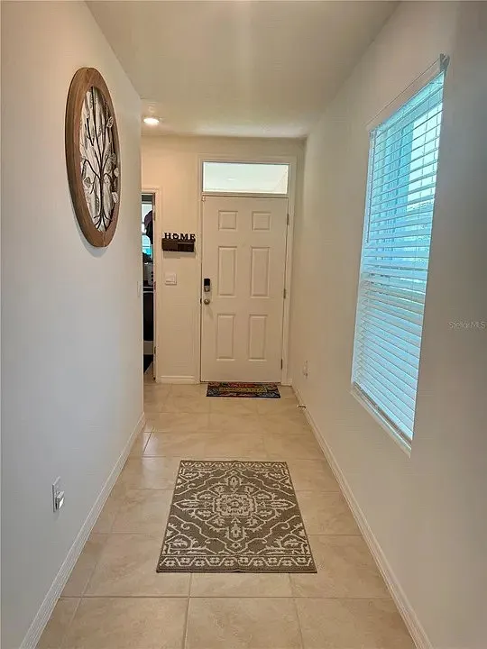 3 bed, 1614 sqft, $2,400 — Photo 3