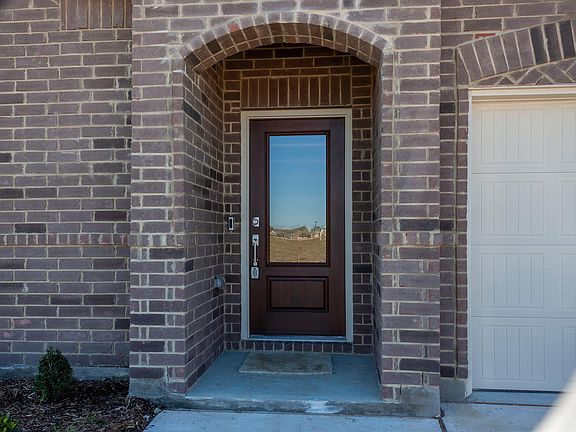 2nd image of 1213 Aracia Dr