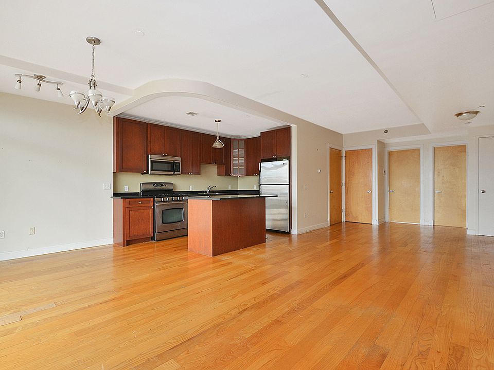 1st image of 310 2nd St APT 5D