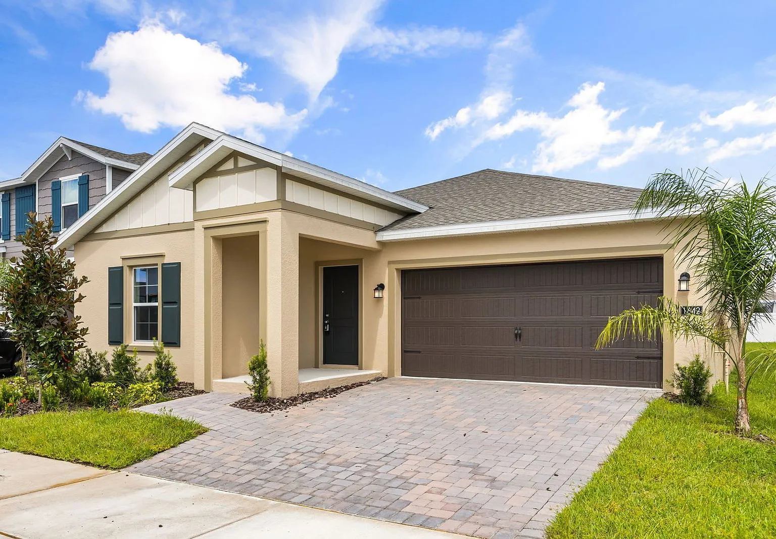 3 bed, 2.0 bath, 1555 sqft, $2,500 — Photo 2