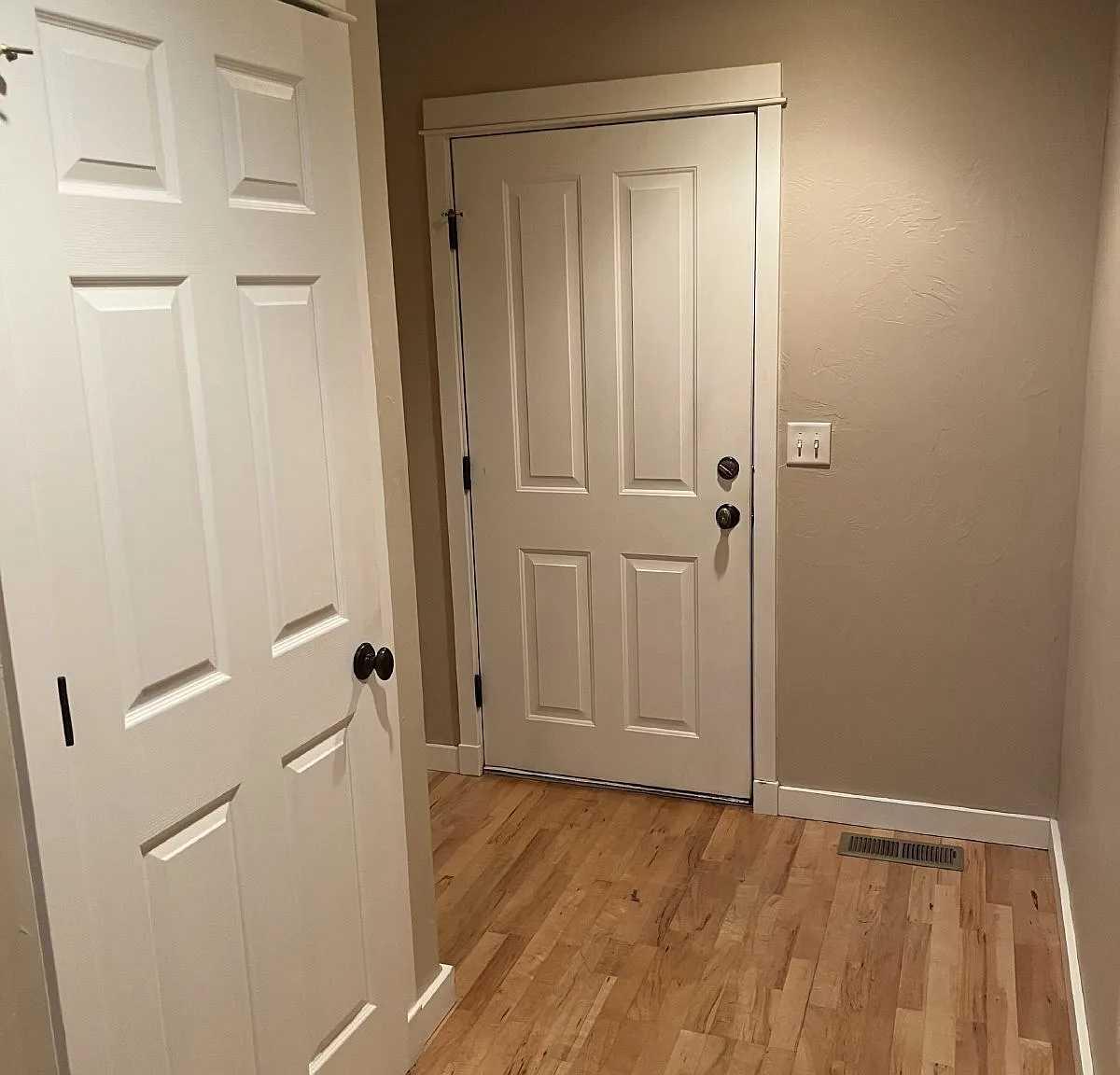 3 bed, 2.0 bath, $2,500 — Photo 4