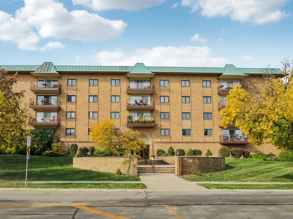 40 S Main St APT 2G, Glen Ellyn, IL 60137