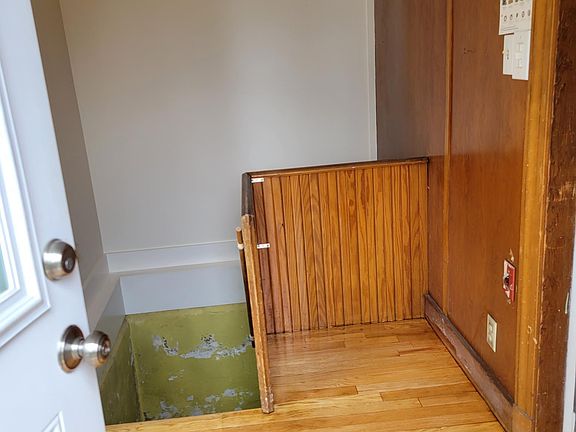 Mudroom entry