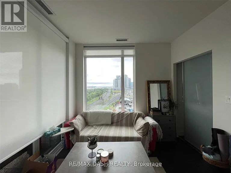 27 Bathurst St #902W — Photo 10