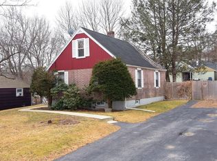 13 Conger Rd, Worcester, MA 01602