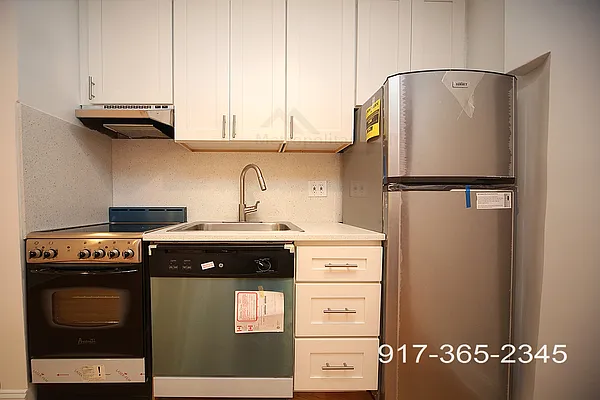 Rented by Metropolitan Realty | media 17