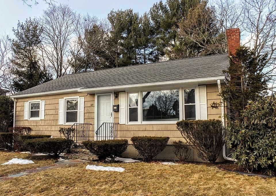 105 Cohasset St, Worcester, MA 01604 | Zillow