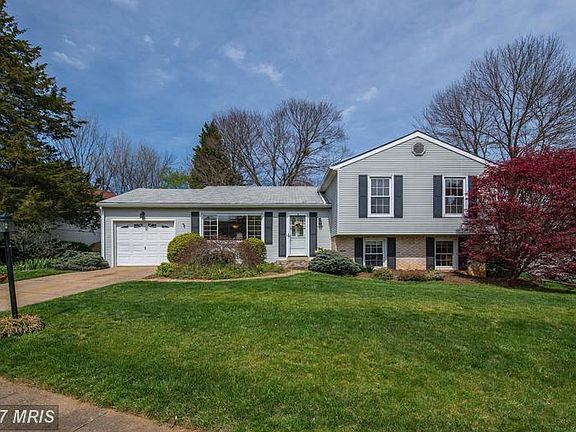 3rd image of 5309 Greenough Pl