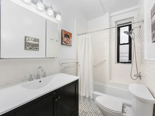 152 West 58th Street image 5 of 8